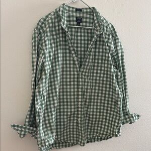 J. Crew Men's Green and White Gingham Button-Down Shirt